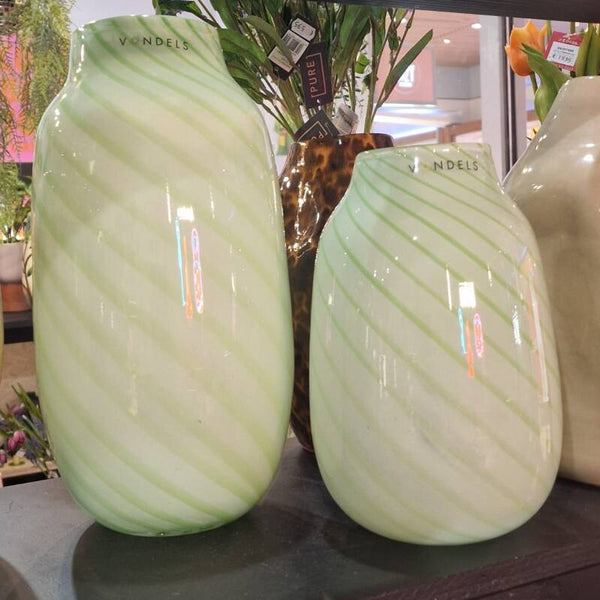 Vaas Vondels glas groen — M