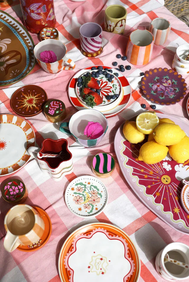 All the luck in the world keramiek servies bij Cozy Mssls.