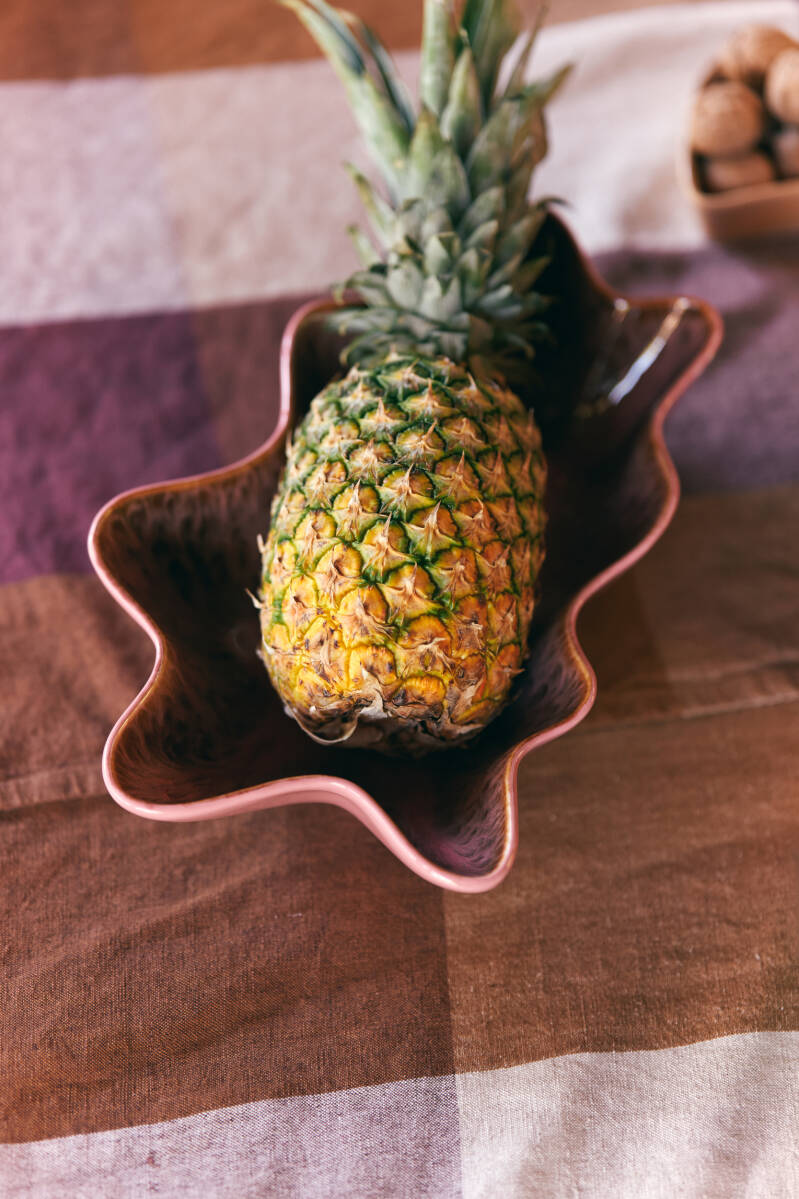 HKliving shell serving bowl