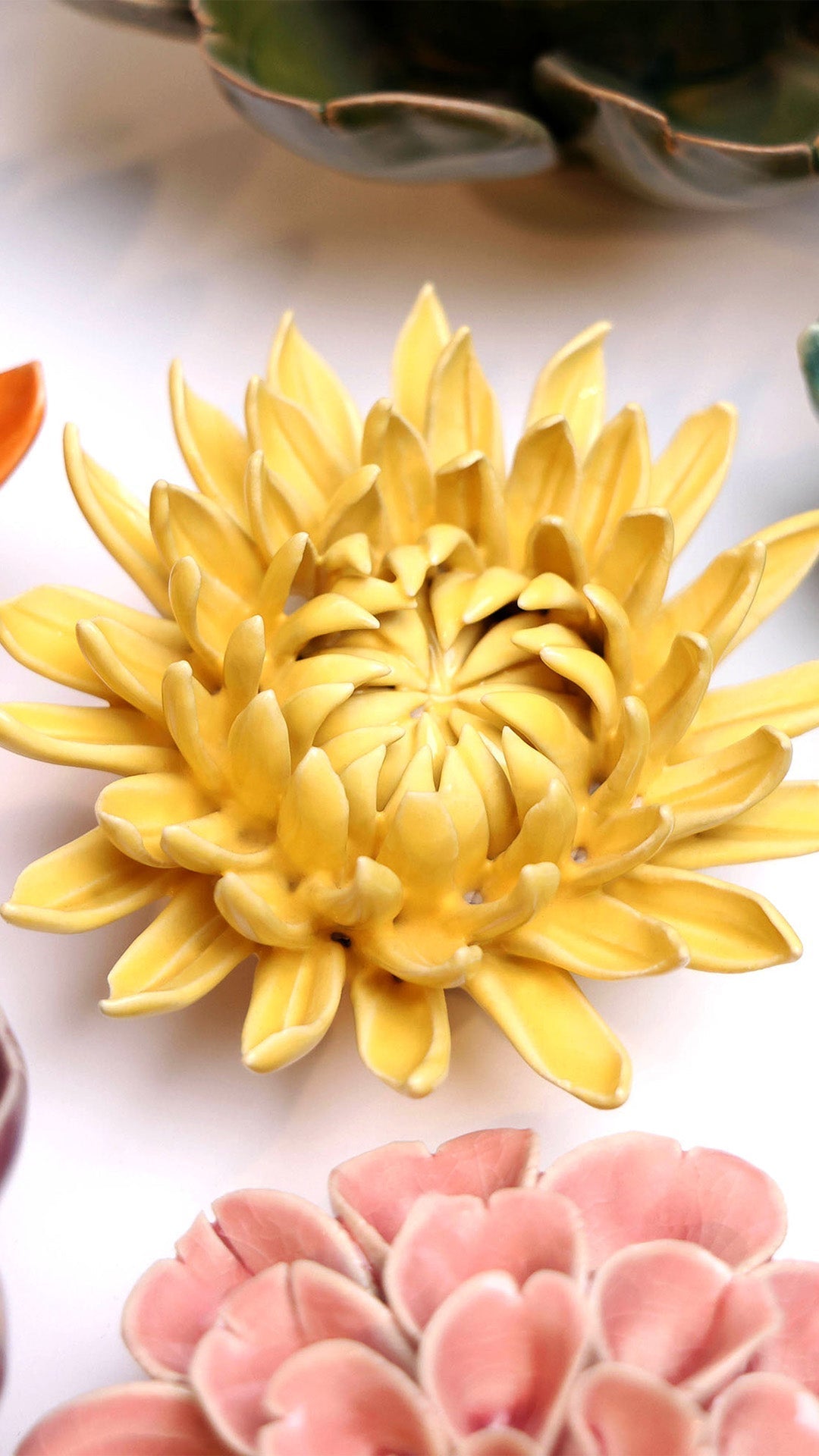 Bloem keramiek chrysant